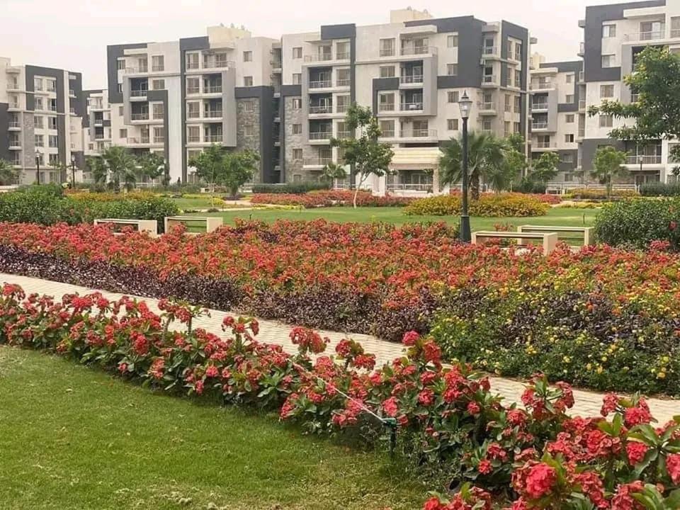 Apartmán شقه مفروشه فاخره بالقاهره الجديده New Cairo Exteriér fotografie